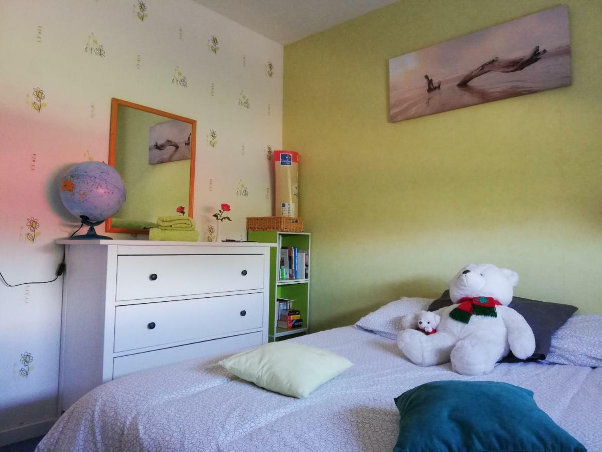 Chambre au calme à la campagne avec piscine idéale étape ou déplacement pro Vaux-sur-Vienne Extérieur photo